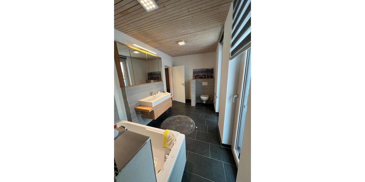 Einfamilienhaus Bad Neustadt an der Saale - 8 Zimmer, 193 m&sup2;, 775.000&euro; | Angebot:27002649