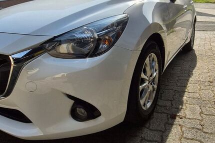 Mazda 2 142.000 km 7.150 &euro; Netphen 57250