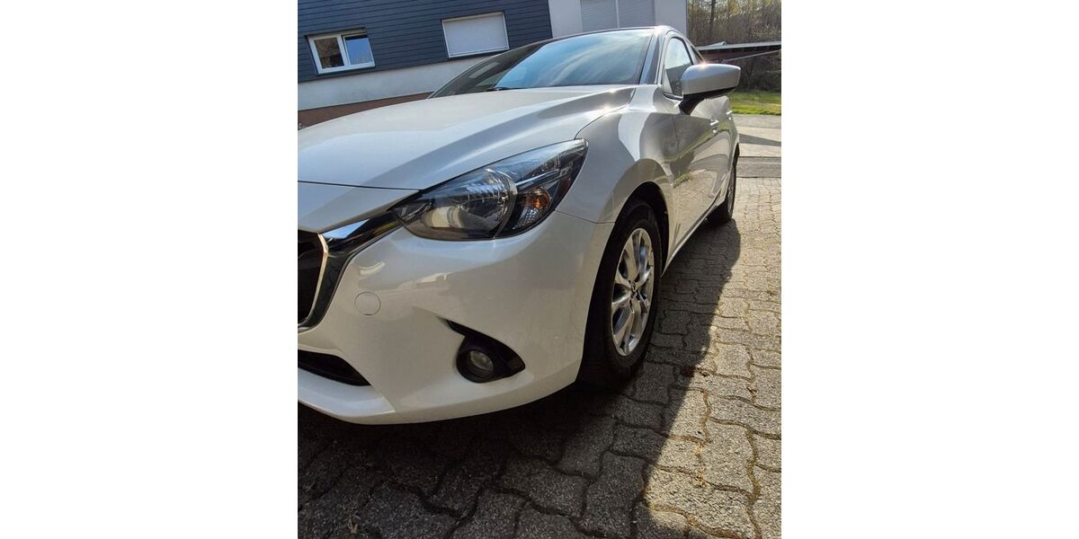 Mazda 2 142.000 km 7.150 &euro; Netphen 57250