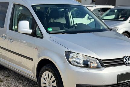 VW Caddy 245.000 km 5.990 &euro; Paderborn 33106
