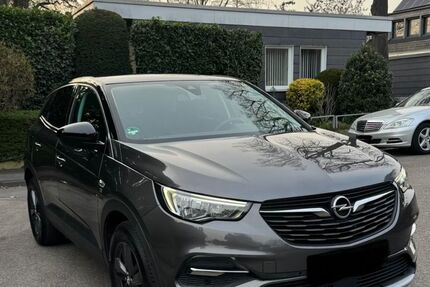 Opel Grandland (X) 77.500 km 11.999 &euro; Wiesbaden 65189