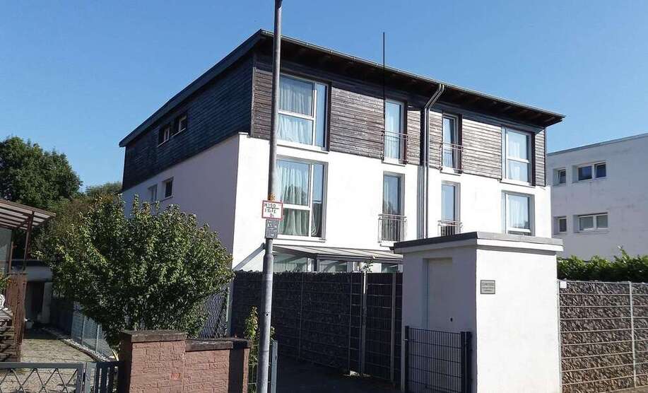 Haus zum Kaufen in Ratingen 498.500 € 136 m² 5 zimmer