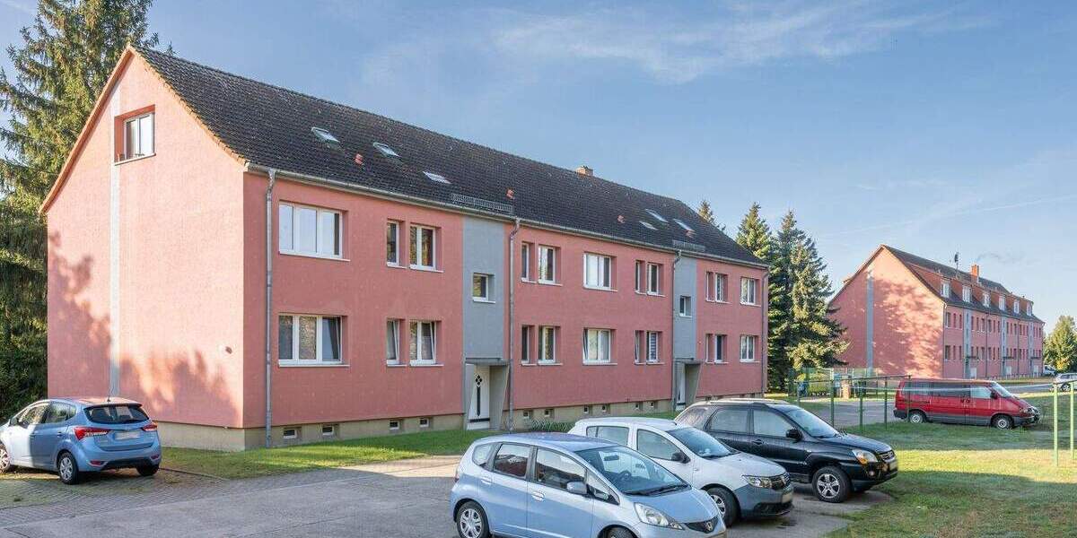 Etagenwohnung Schorfheide Lichterfelde - 4 Zimmer, 67 m&sup2;, 140.000&euro; | Angebot:25849088