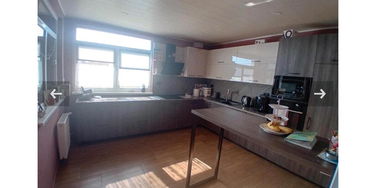 Einfamilienhaus Hamm (Sieg) - 5 Zimmer, 142 m&sup2;, 132.000&euro; | Angebot:25975746