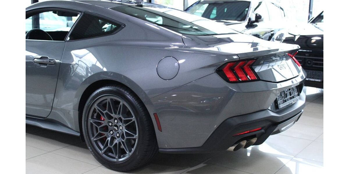 Ford Mustang 15.024 km 51.600 € Brühl 50321