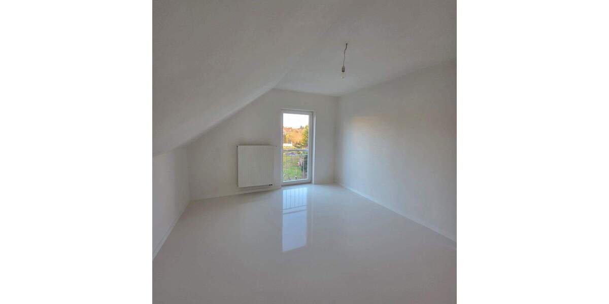 Einfamilienhaus Hohenmölsen - 5 Zimmer, 121 m&sup2;, 385.000&euro; | Angebot:25277430