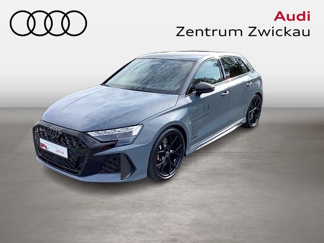 Audi RS3 7.500 km 78.190 &euro; Zwickau 08056