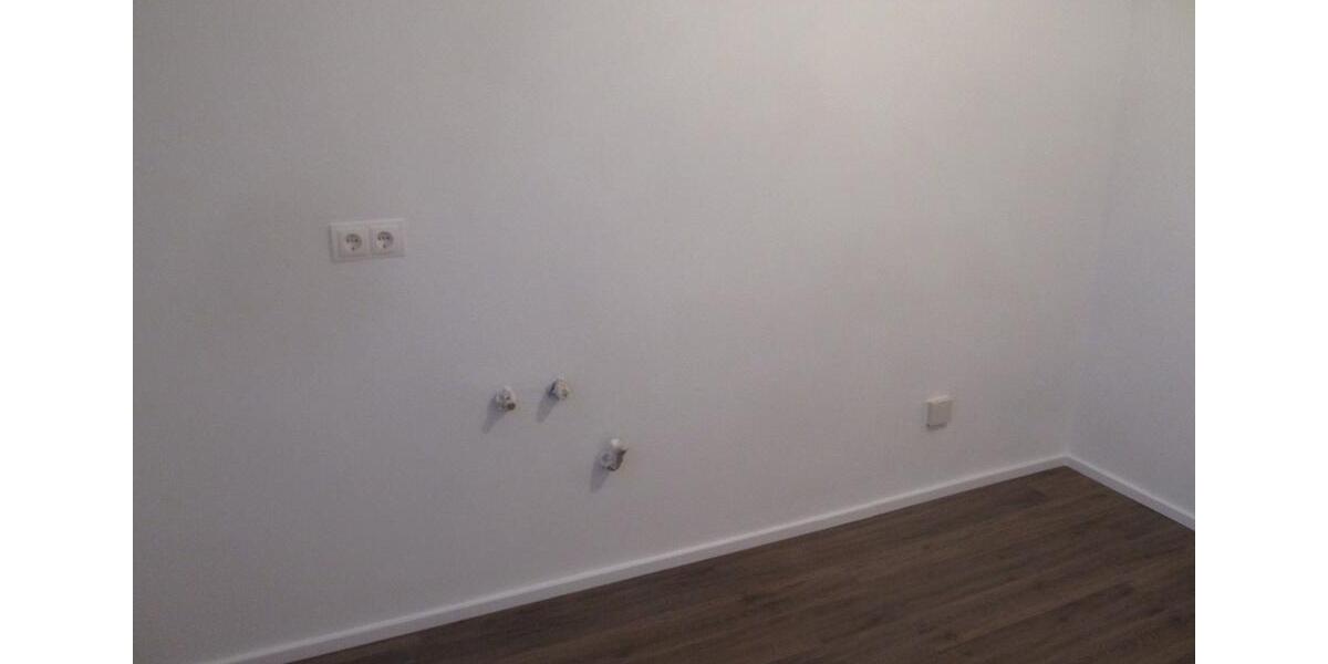 Dachgeschoßwohnung Aschersleben - 3 Zimmer, 70 m&sup2;, 40.000&euro; | Angebot:26516777