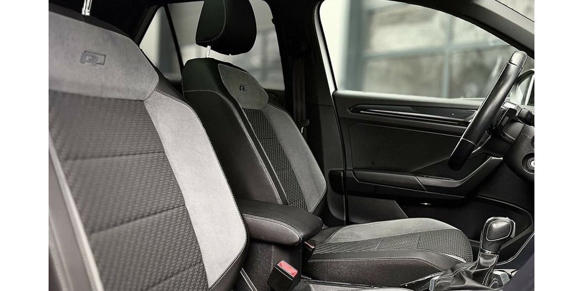 VW T-Roc R-line / Pano / 1. Hd / Kamera / AHK 93.000 km 23.690 &euro; Mönchengladbach 41066