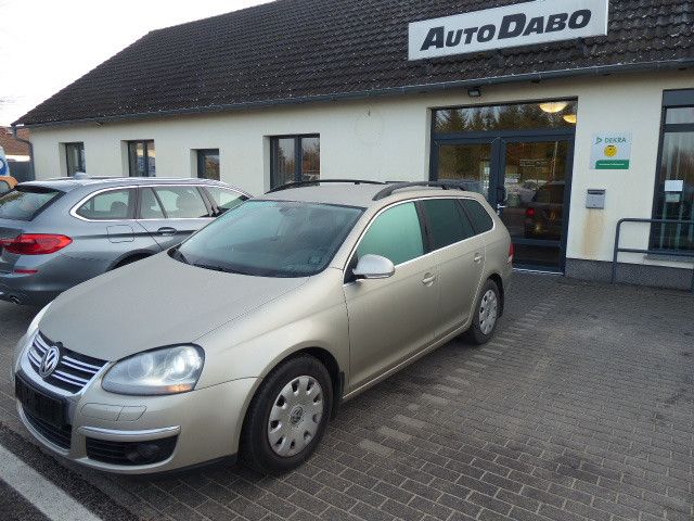VW Golf 218.937 km 2.585 &euro; Jaenschwalde 03197