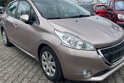 Peugeot 208 85.000 km 3.690 &euro; Baienfurt 88255