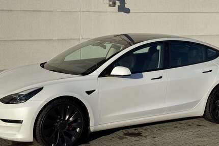 Tesla Model 3 43.500 km 27.900 &euro; Berlin 12351