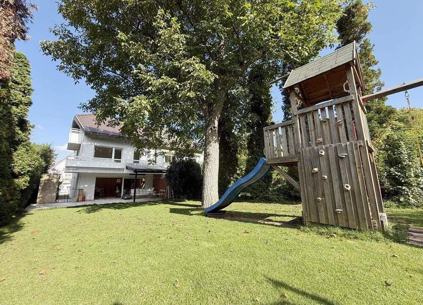 MEMBERG: Modernisierte Doppelhaushälfte in bevorzugter Wohnlage 5 zimmer