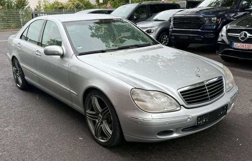 Mercedes-Benz S 320 260.000 km 2.999 € Wiesbaden-Amöneburg 65203