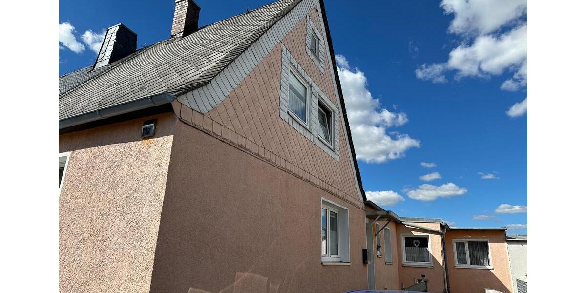 Doppelhaushälfte Hof Neuhof - 8 Zimmer, 160 m&sup2;, 118.000&euro; | Angebot:25614688