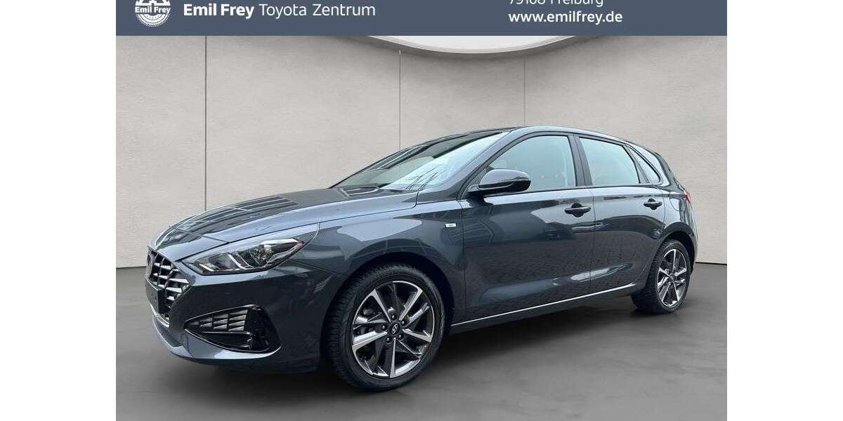 Hyundai i30 33.890 km 16.490 &euro; Freiburg 79108
