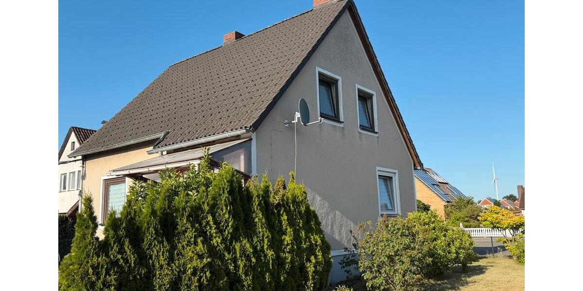 Einfamilienhaus Wustrow (Wendland) - 4 Zimmer, 110 m&sup2;, 220.000&euro; | Angebot:27084197
