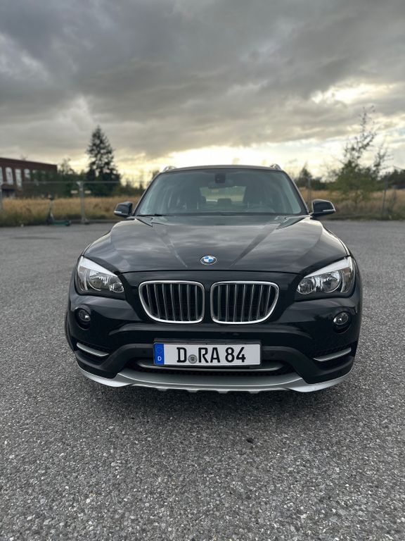 BMW X1 120.000 km 12.500 € Düsseldorf 40231