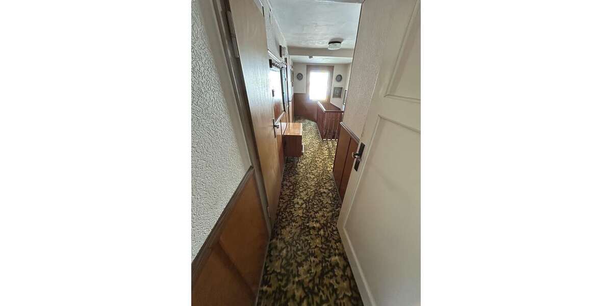 EFH mit viel Platz und Potenzial - Einfamilienhaus Alfeld | Angebot:26177068