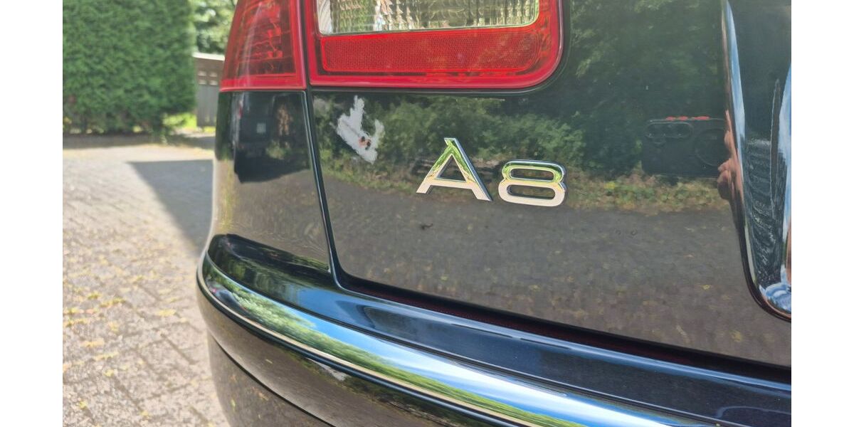 Audi A8 180.000 km 15.500 &euro; Iserlohn 58640