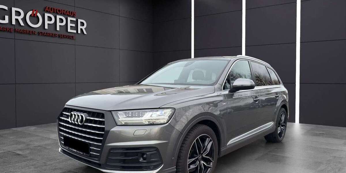 Audi Q7 220.000 km 27.990 &euro; Paderborn 33104