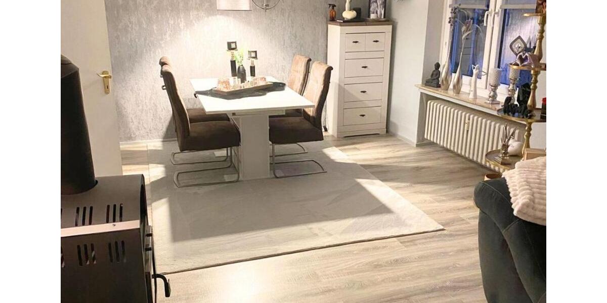 Maisonette-Wohnung im Obergeschoss mit Balkon 4 zimmer