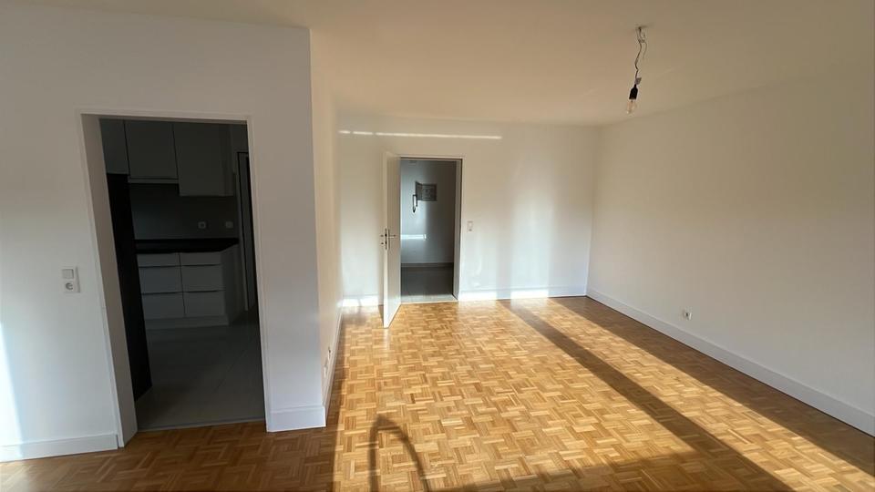 Attraktive 3-Zimmer Wohnung mit Balkon, Stellplatz in Neheim Rush