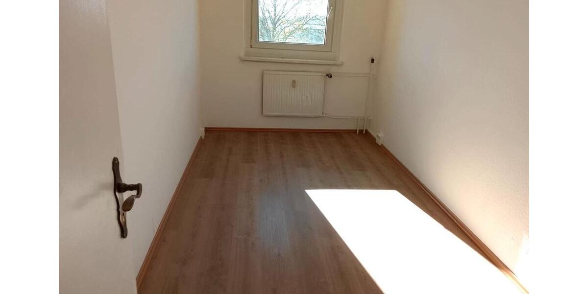 Etagenwohnung Sellin - 4 Zimmer, 72 m&sup2;, 610&euro; | Angebot:26300511