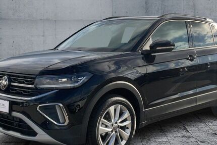 VW T-Cross 7.447 km 26.930 &euro; Bamberg 96052
