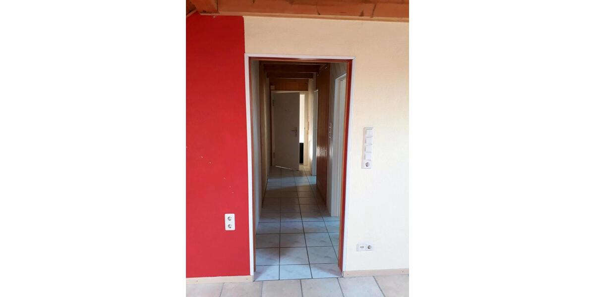 Dachgeschoßwohnung Karlsruhe Südstadt - 2 Zimmer, 65 m&sup2;, 840&euro; | Angebot:26024480