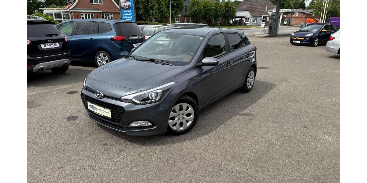 Hyundai i20 57.843 km 9.999 &euro; Hemme 25774