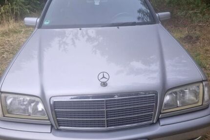 Mercedes-Benz 240 230.358 km 1.800 &euro; Linthe 14822