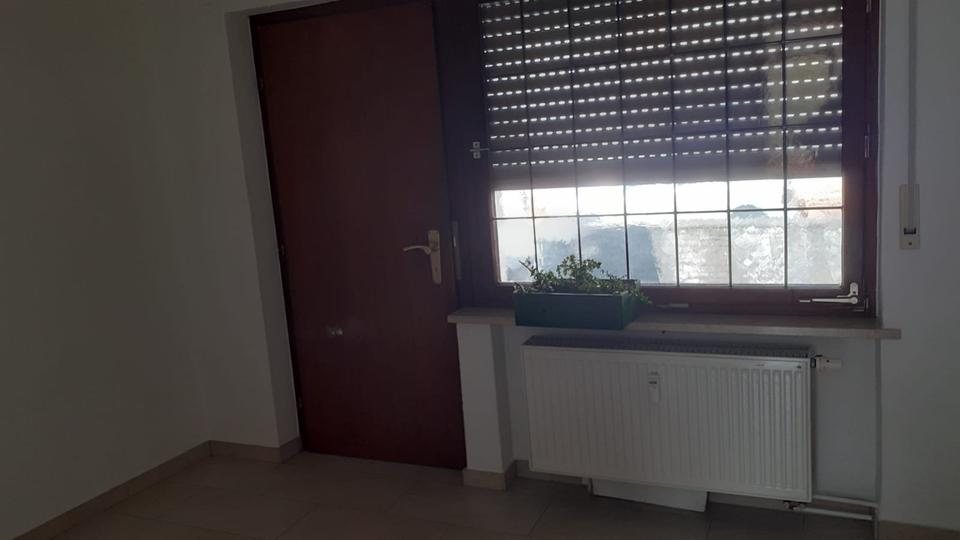 Gewerbeobjekt Küps - 870&euro; | Angebot:25965440