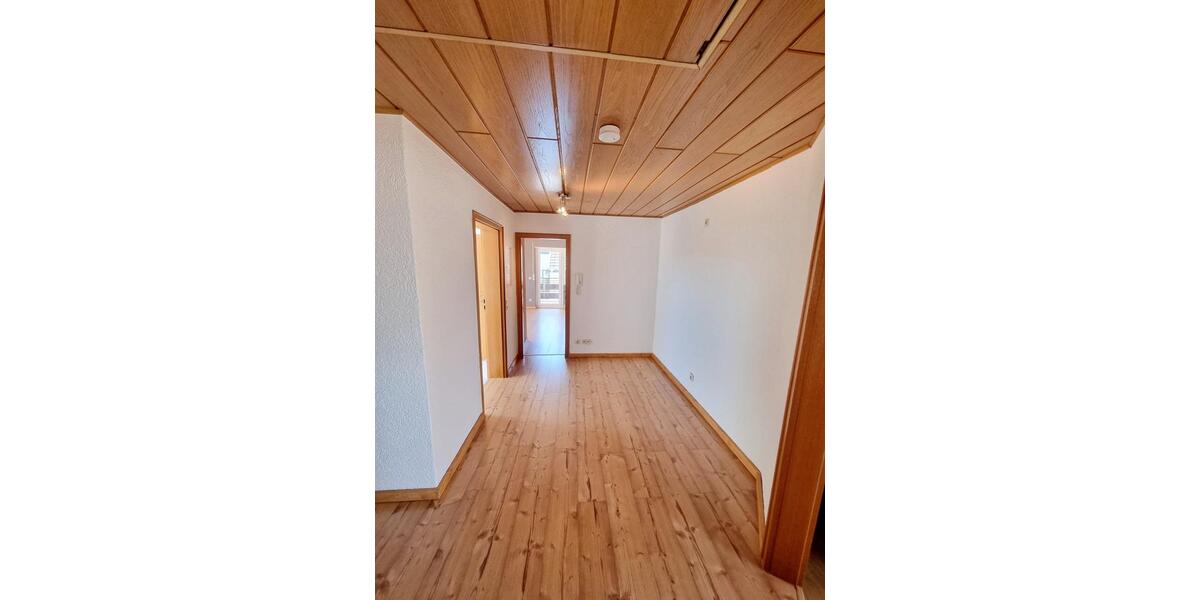 Dachgeschoßwohnung Bretten - 2.5 Zimmer, 120 m&sup2;, 725&euro; | Angebot:24817753
