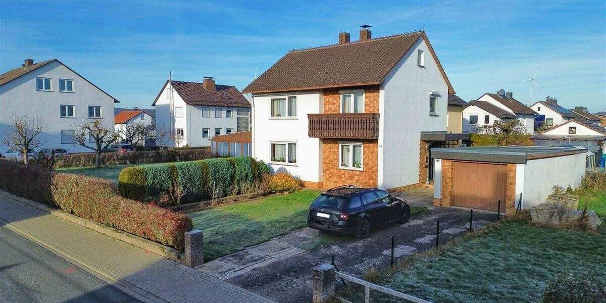 Freistehendes Einfamilienhaus mit tollem Grundstück in Bad Arolsen 5 zimmer