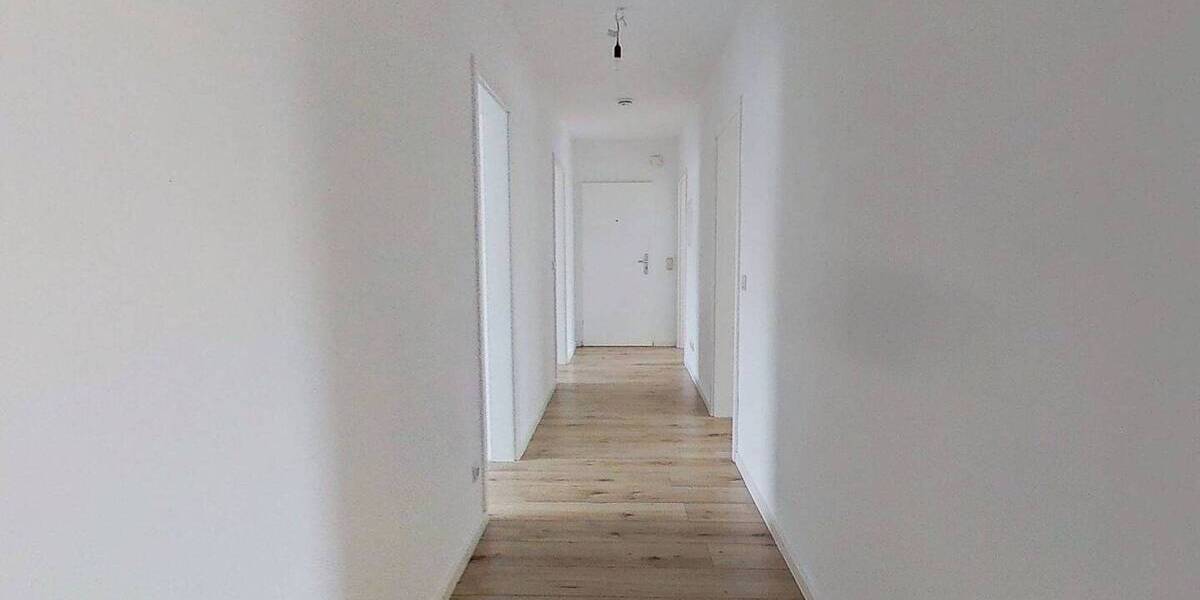 Etagenwohnung Bückeburg - 5 Zimmer, 102 m&sup2;, 950&euro; | Angebot:26902492
