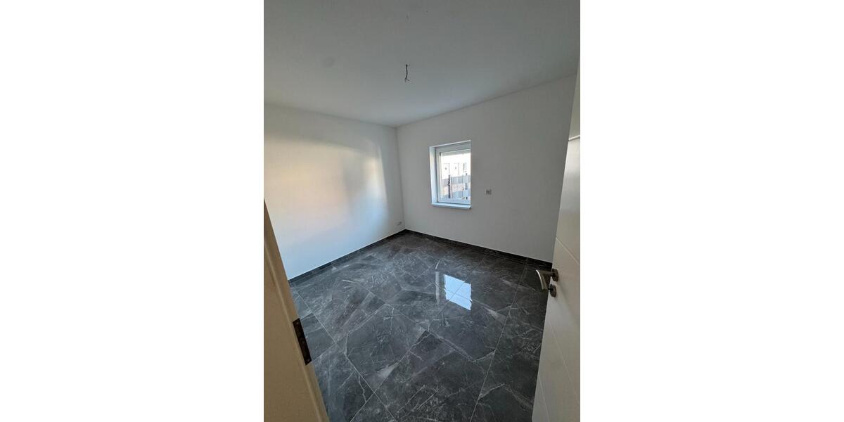 Erdgeschoßwohnung Büdingen - 4 Zimmer, 115 m&sup2;, 1.250&euro; | Angebot:26366717
