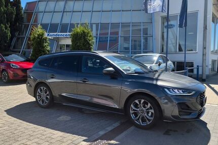 Ford Focus 19.000 km 24.990 &euro; Bautzen 02625