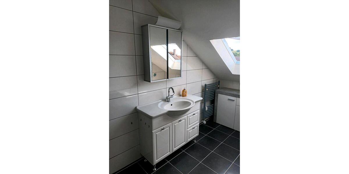 Dachgeschoßwohnung Rennerod - 4 Zimmer, 118 m&sup2;, 109.000&euro; | Angebot:26425634