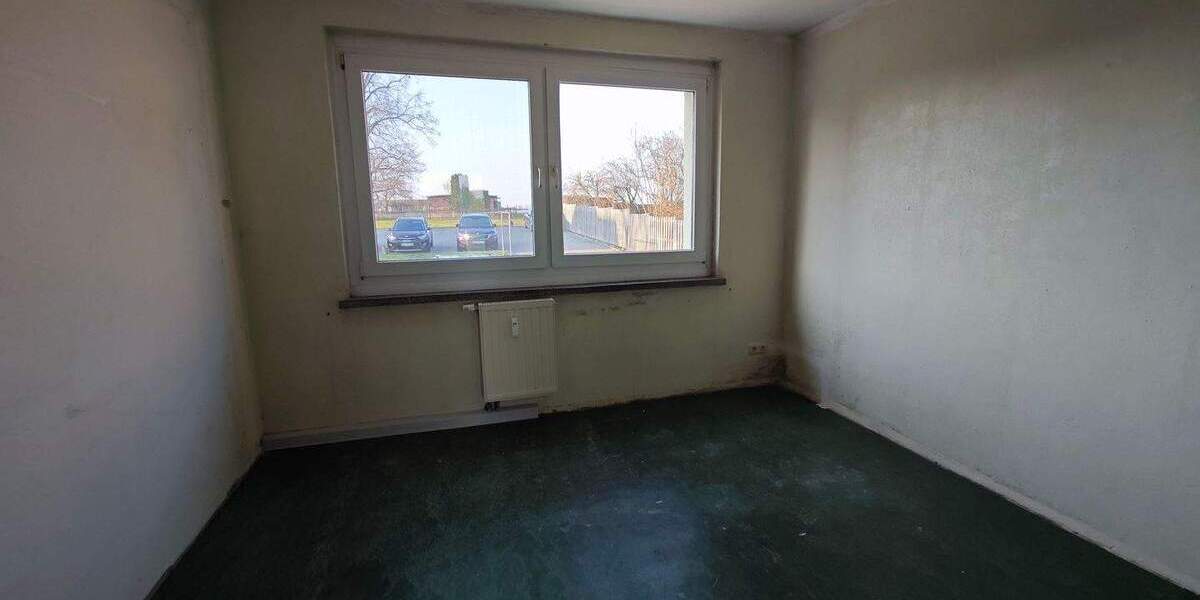 Etagenwohnung Nossen Rhäsa - 4 Zimmer, 73 m&sup2;, 50.000&euro; | Angebot:25837066