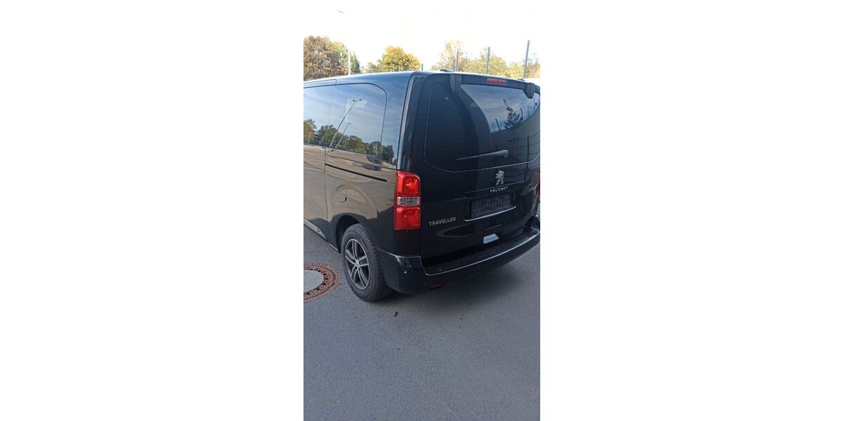 Peugeot Traveller 148.000 km 21.900 &euro; Paderborn 33100