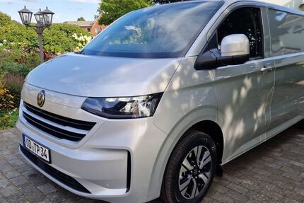 VW T7 Transporter 6.900 km 45.999 &euro; Braak 22145