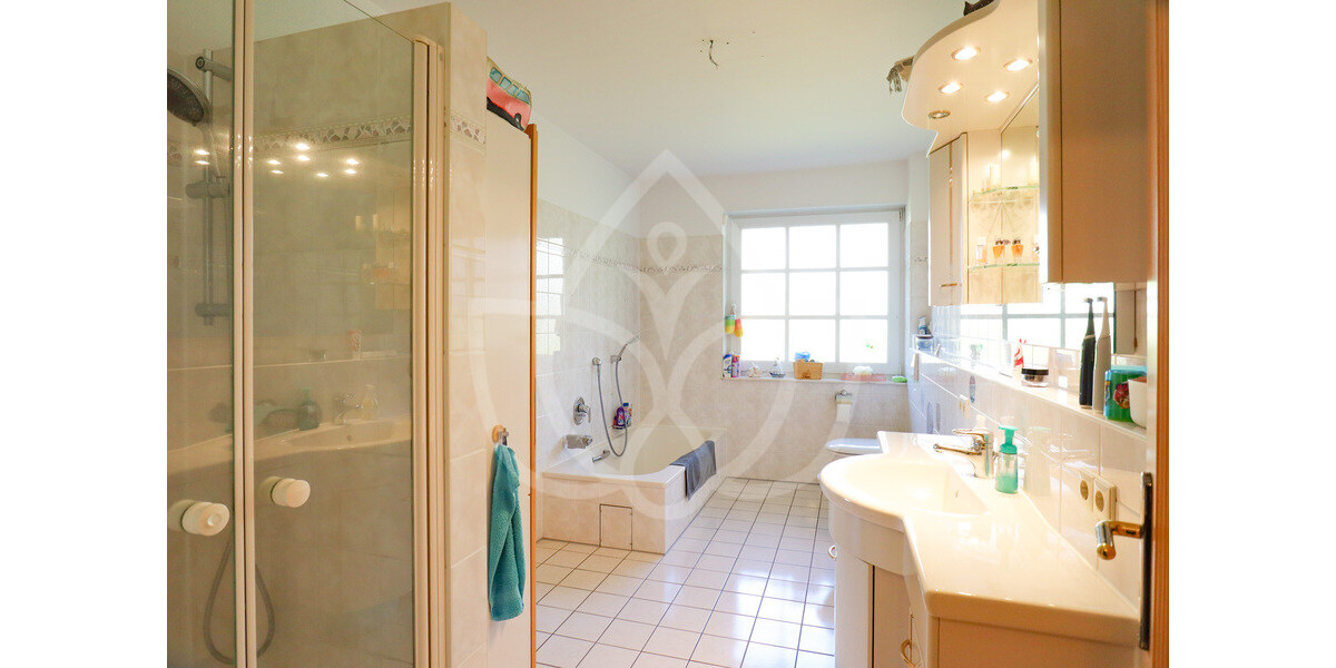 Raumwunder auf ca. 274 m² Wohnfläche – 8 Zimmer & Dreifachgarage! - Einfamilienhaus Hasloh | Angebot:26207359