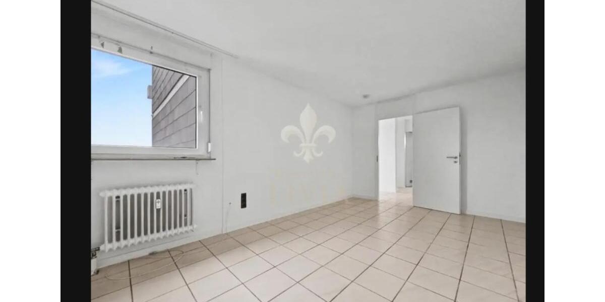 Etagenwohnung Ludwigshafen am Rhein - 4 Zimmer, 95 m&sup2;, 1.150&euro; | Angebot:25856147