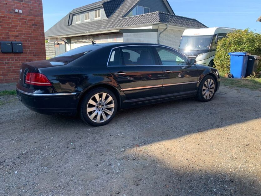 VW Phaeton 205.688 km 10.000 € Hamburg 22117