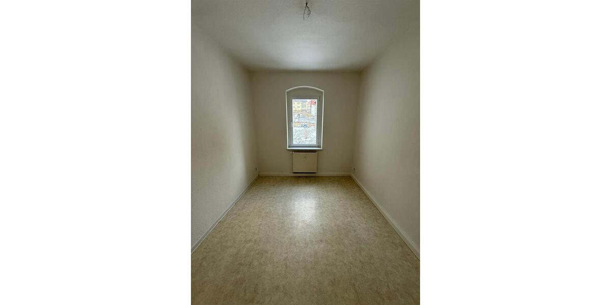 Etagenwohnung Roßwein - 2 Zimmer, 45 m&sup2;, 250&euro; | Angebot:25376894