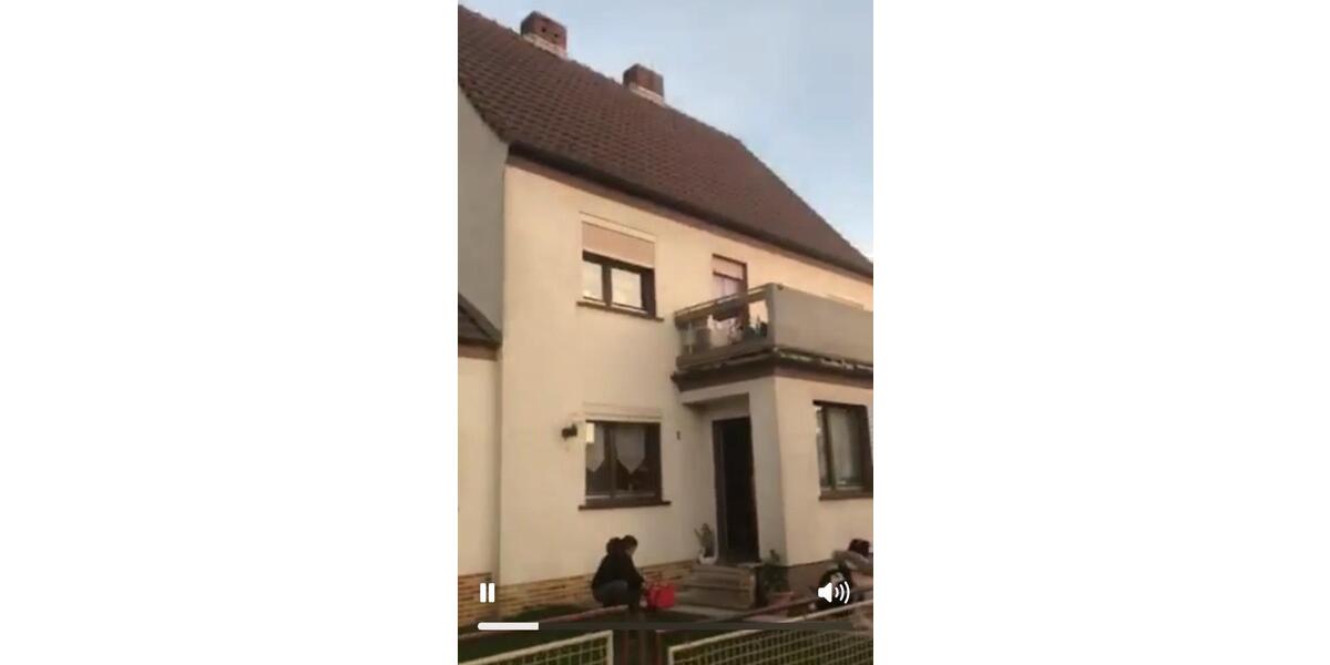 Doppelhaushälfte Borken (Hessen) - 10 Zimmer, 230 m&sup2;, 210.000&euro; | Angebot:26146322