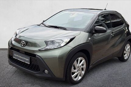 Toyota Aygo (X) 30.600 km 14.290 &euro; Porta Westfalica 32457