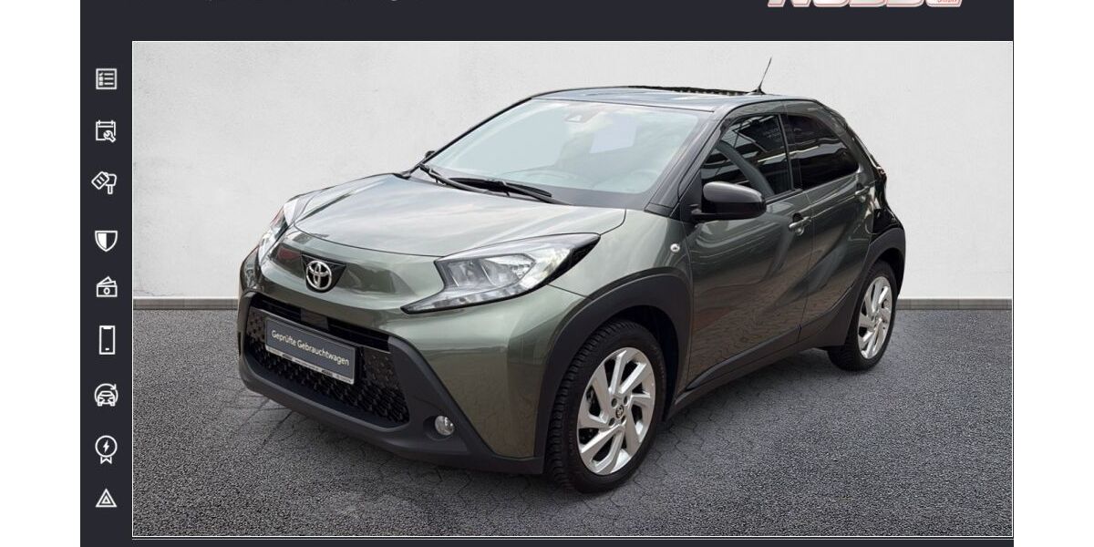 Toyota Aygo (X) 30.600 km 14.290 &euro; Porta Westfalica 32457