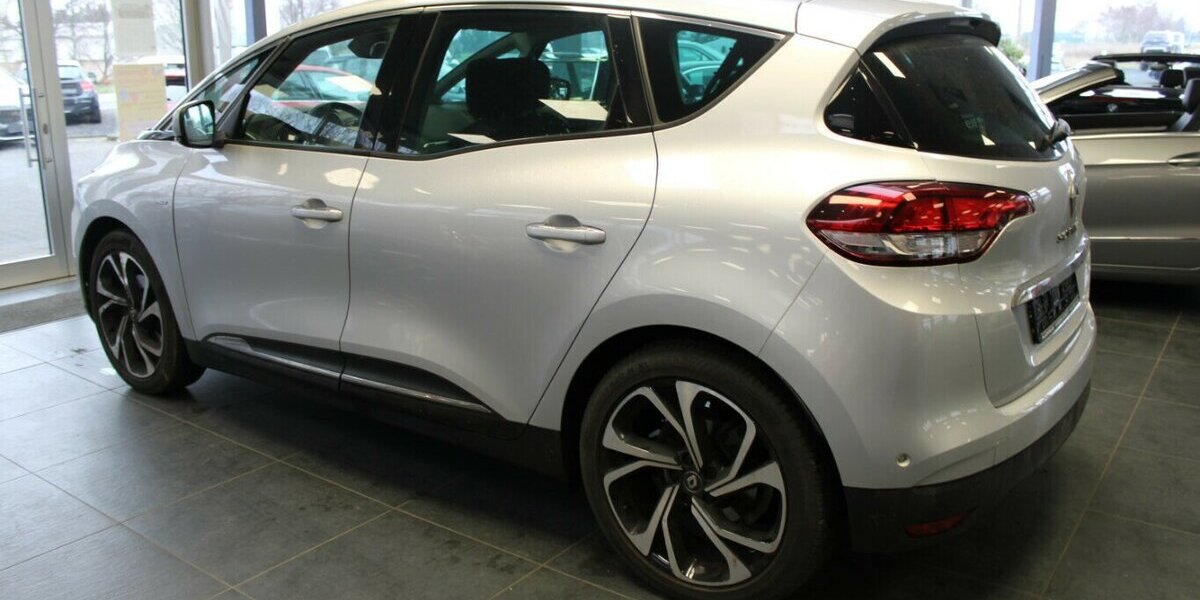 Renault Scenic ENERGY TCe 130 BOSE EDITION 52.334 km 11.980 &euro; Euskirchen 53881